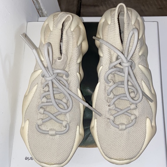 Yeezy 450 Cloud White - Picture 3 of 12